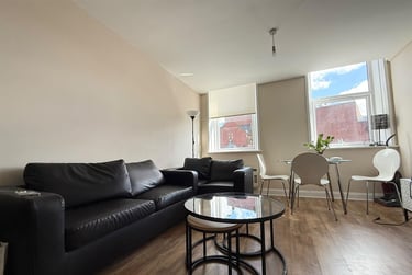 3 bed flat, St Andrews Street, Newcastle Upon Tyne, Newcastle, NE15SF - Image 1